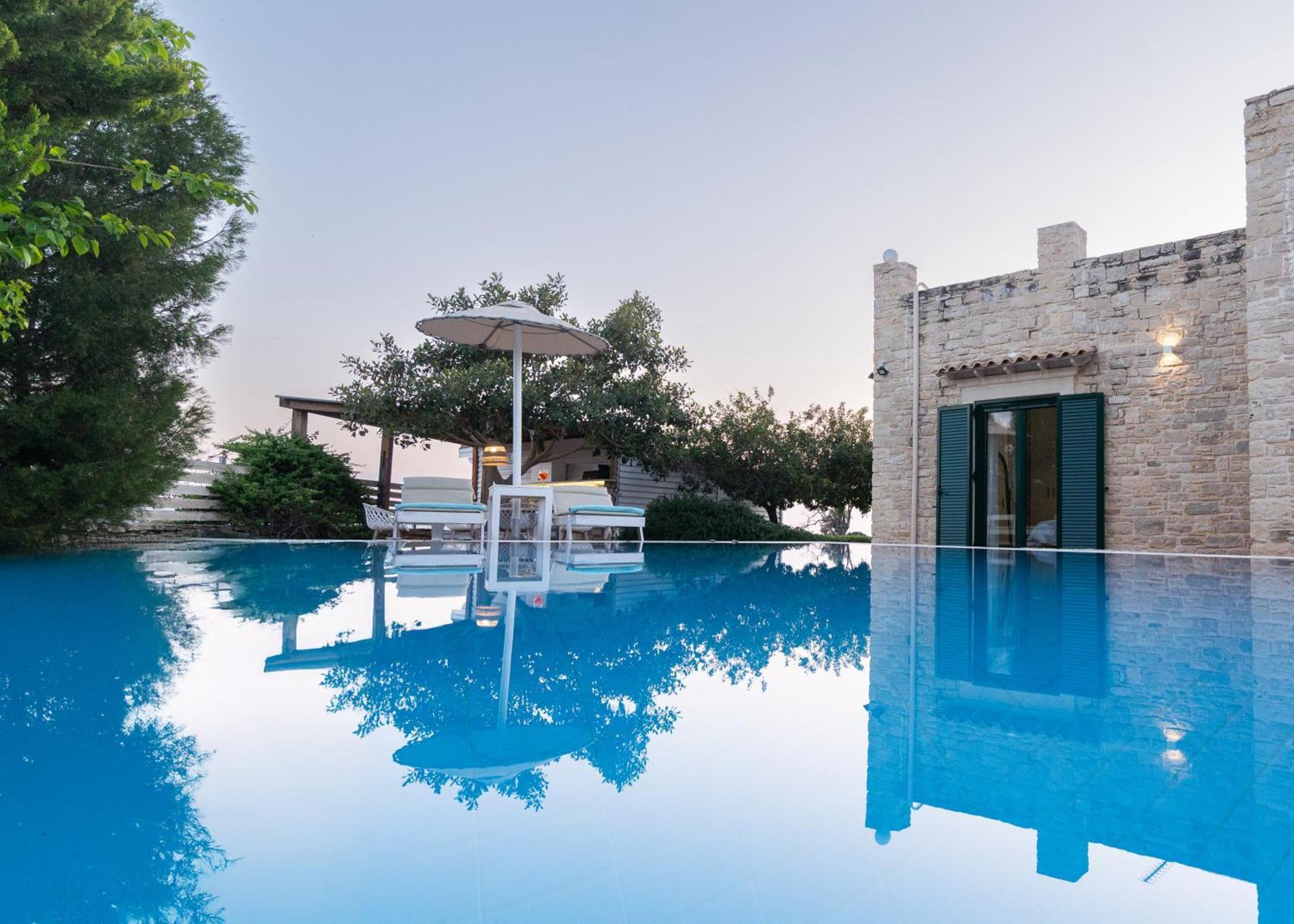 Carob Villa Moírai المظهر الخارجي الصورة