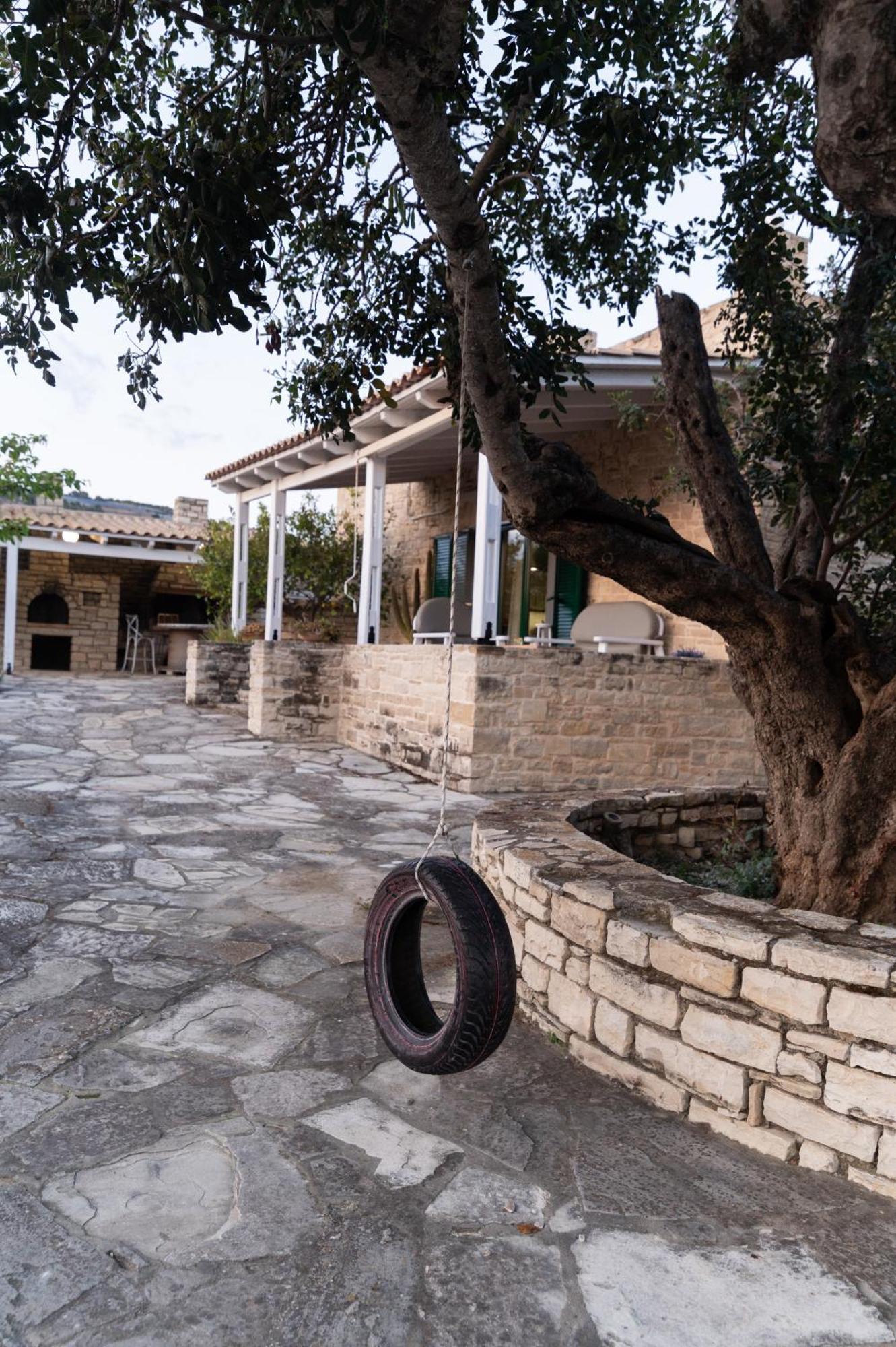 Carob Villa Moírai المظهر الخارجي الصورة