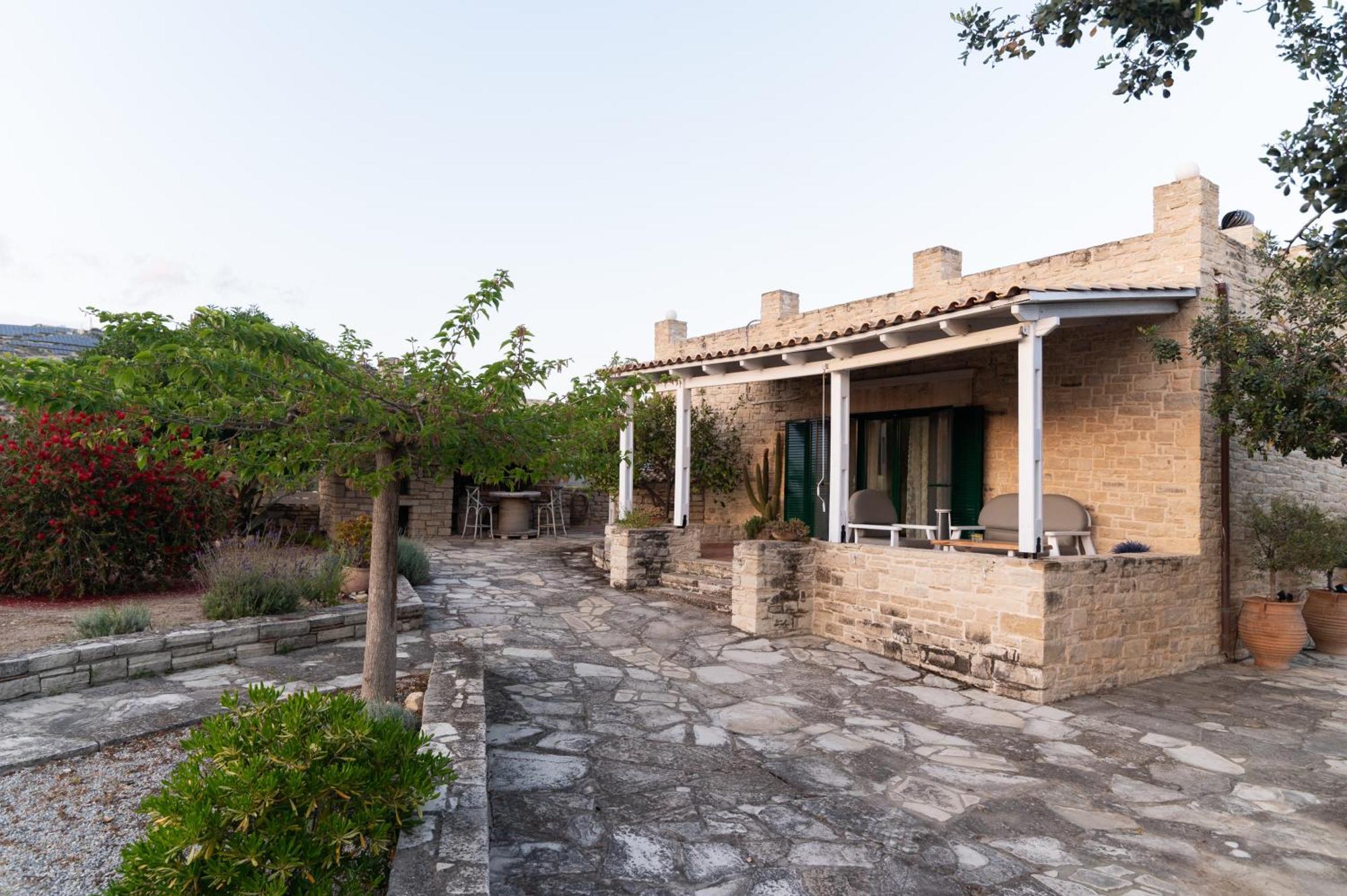 Carob Villa Moírai المظهر الخارجي الصورة