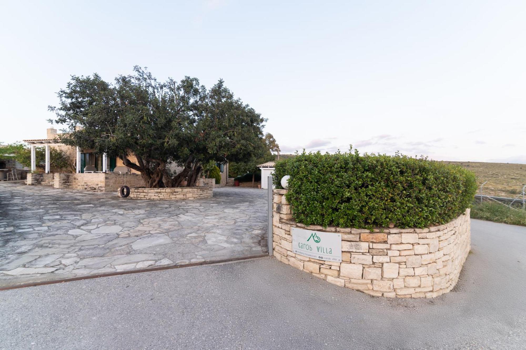 Carob Villa Moírai المظهر الخارجي الصورة