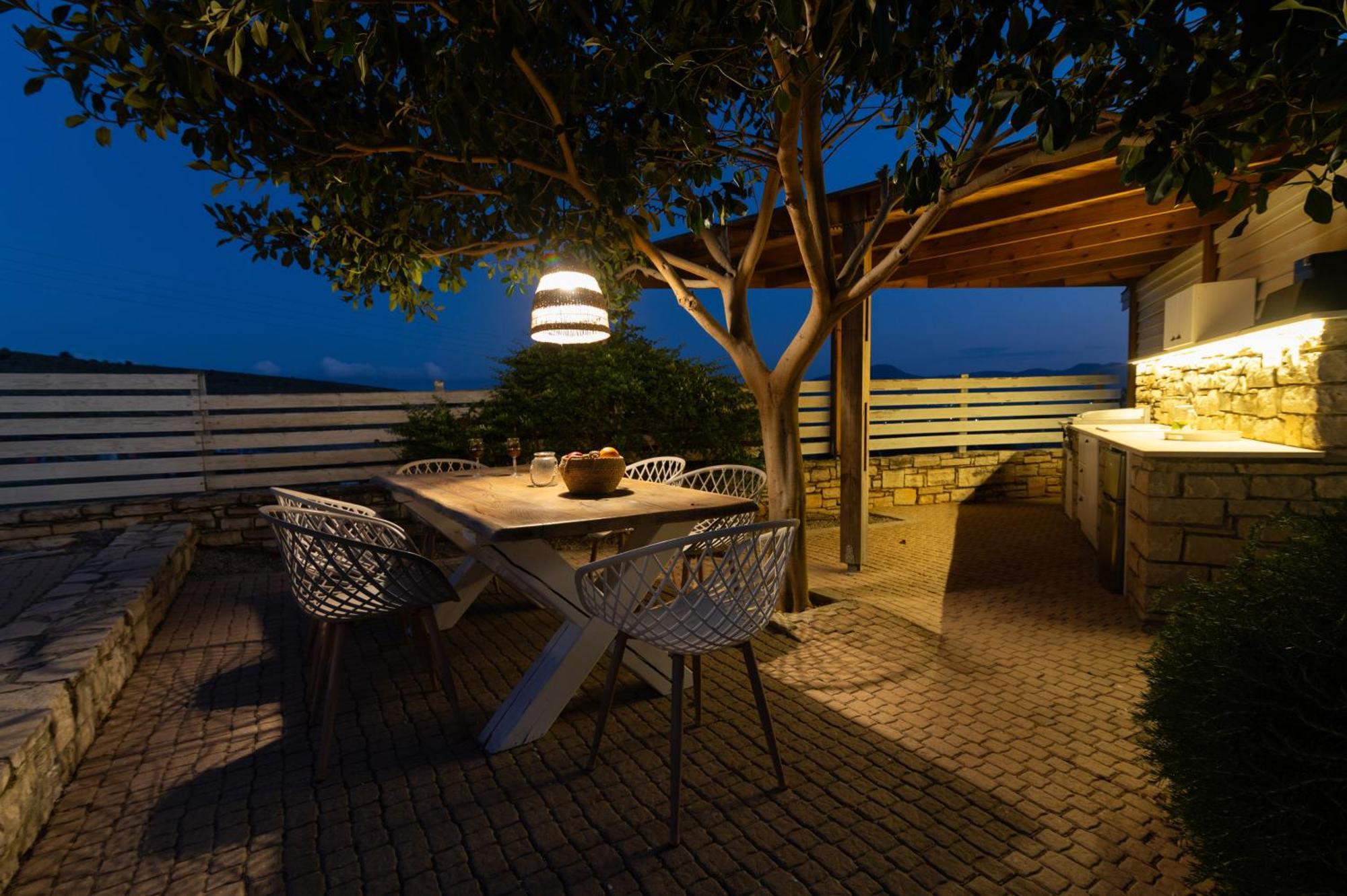 Carob Villa Moírai المظهر الخارجي الصورة