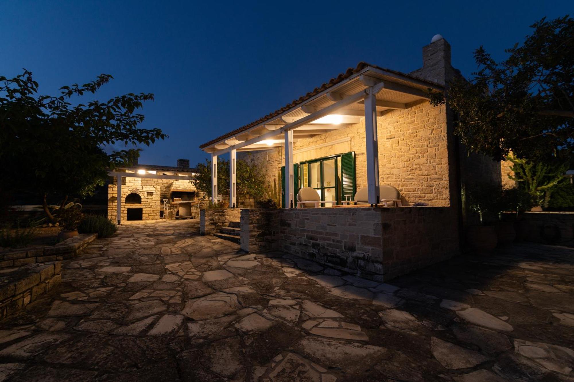 Carob Villa Moírai المظهر الخارجي الصورة